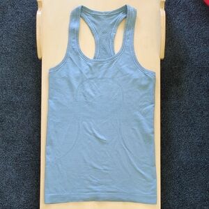Lululemon Swiftly Tech 2.0 Racerback Tank Hip Length Size 4, Light Blue